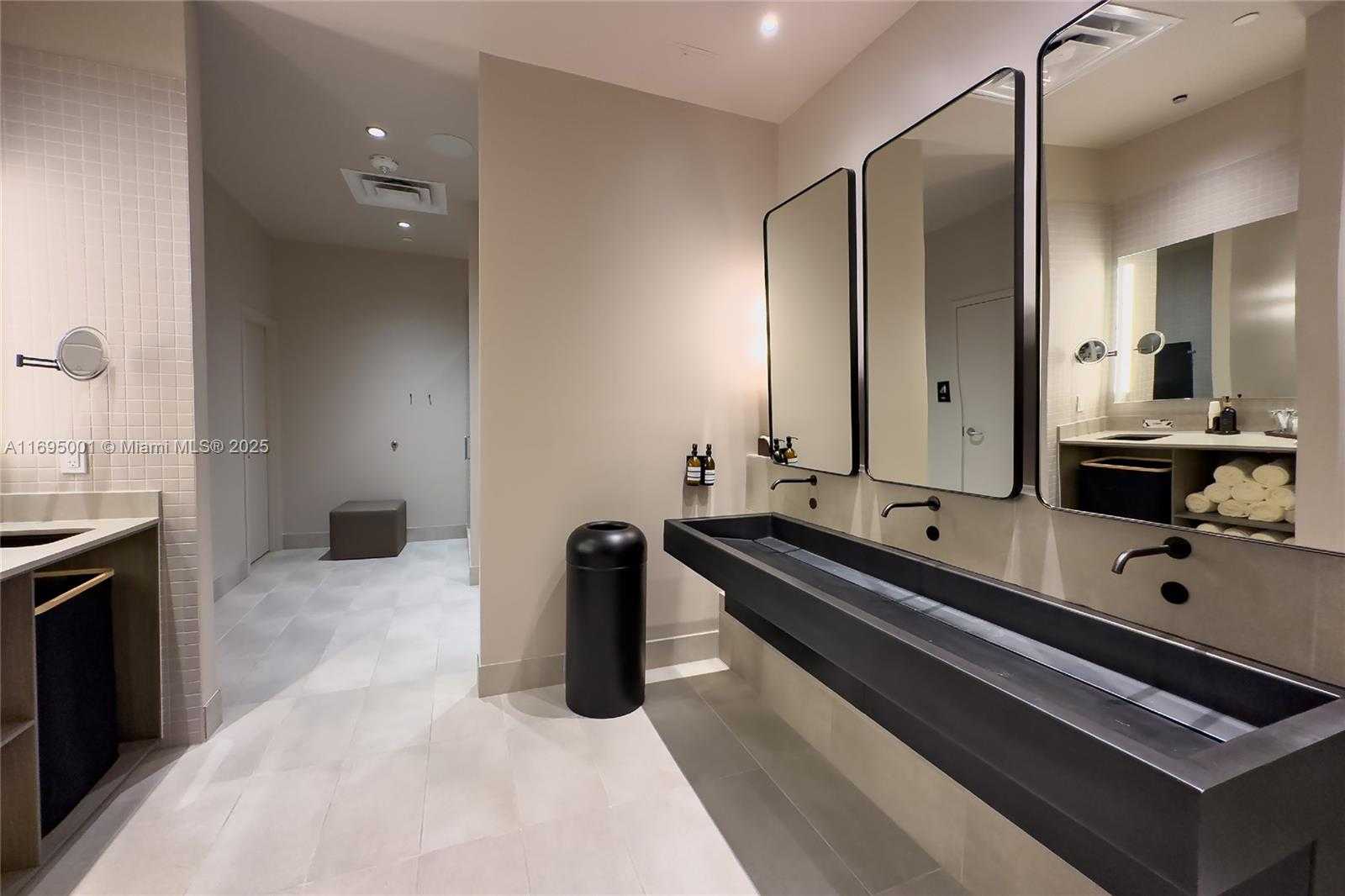 Small Image of 159 NORTH EAST 6TH ST #3808, Miami Number 59