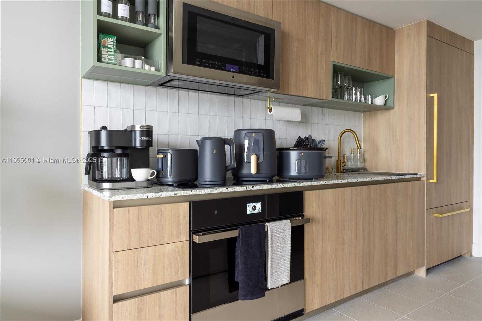 Small Image of 159 NORTH EAST 6TH ST #3808, Miami Number 6