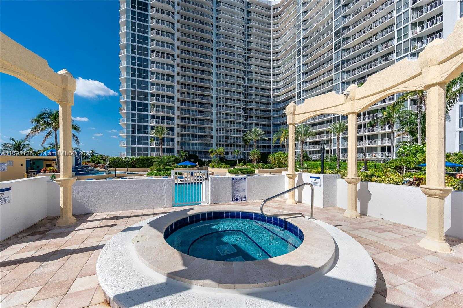 Small Image of 7601 EAST TREASURE DR #PH224, North Bay Village Number 26
