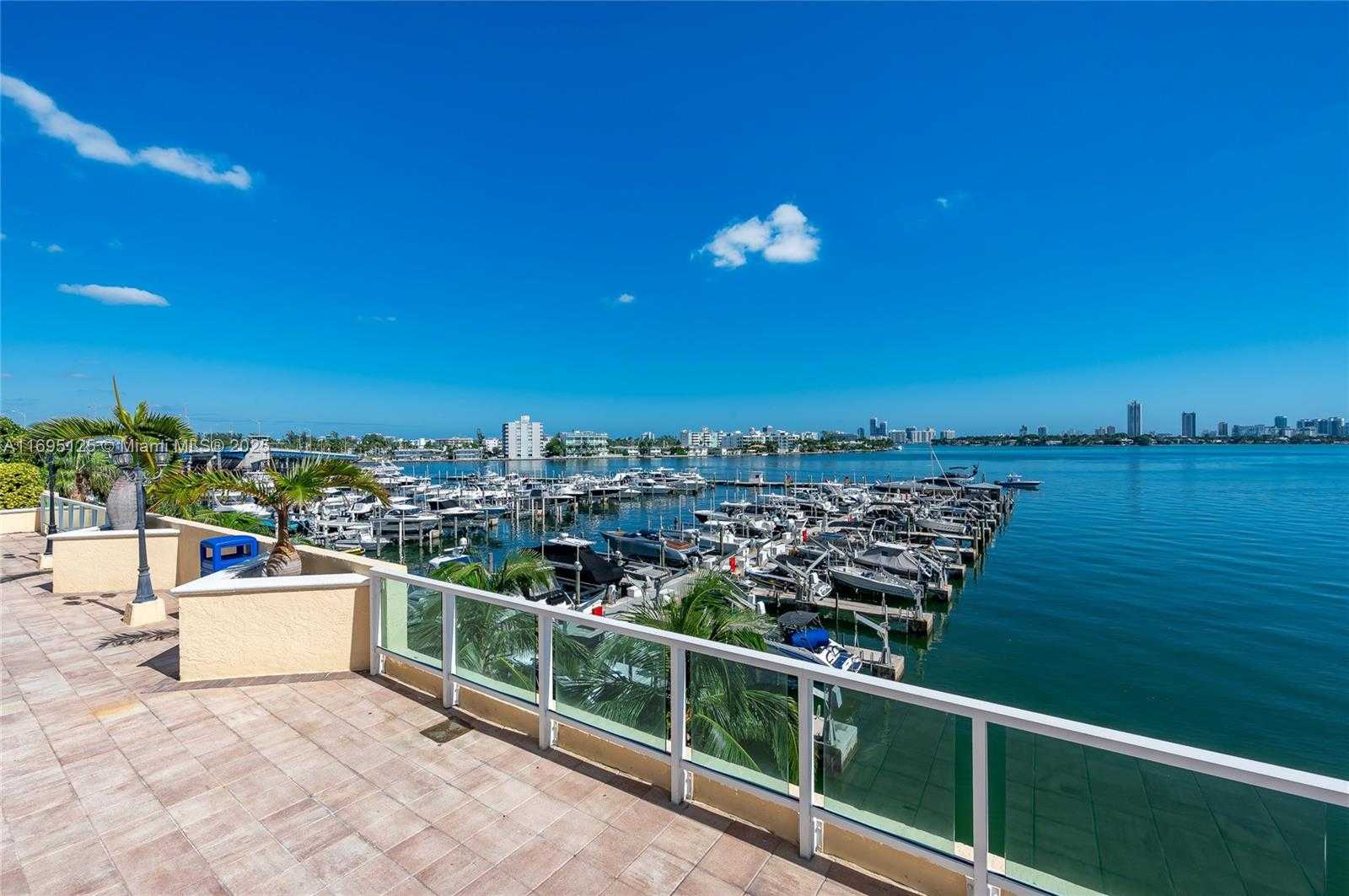 Small Image of 7601 EAST TREASURE DR #PH224, North Bay Village Number 27