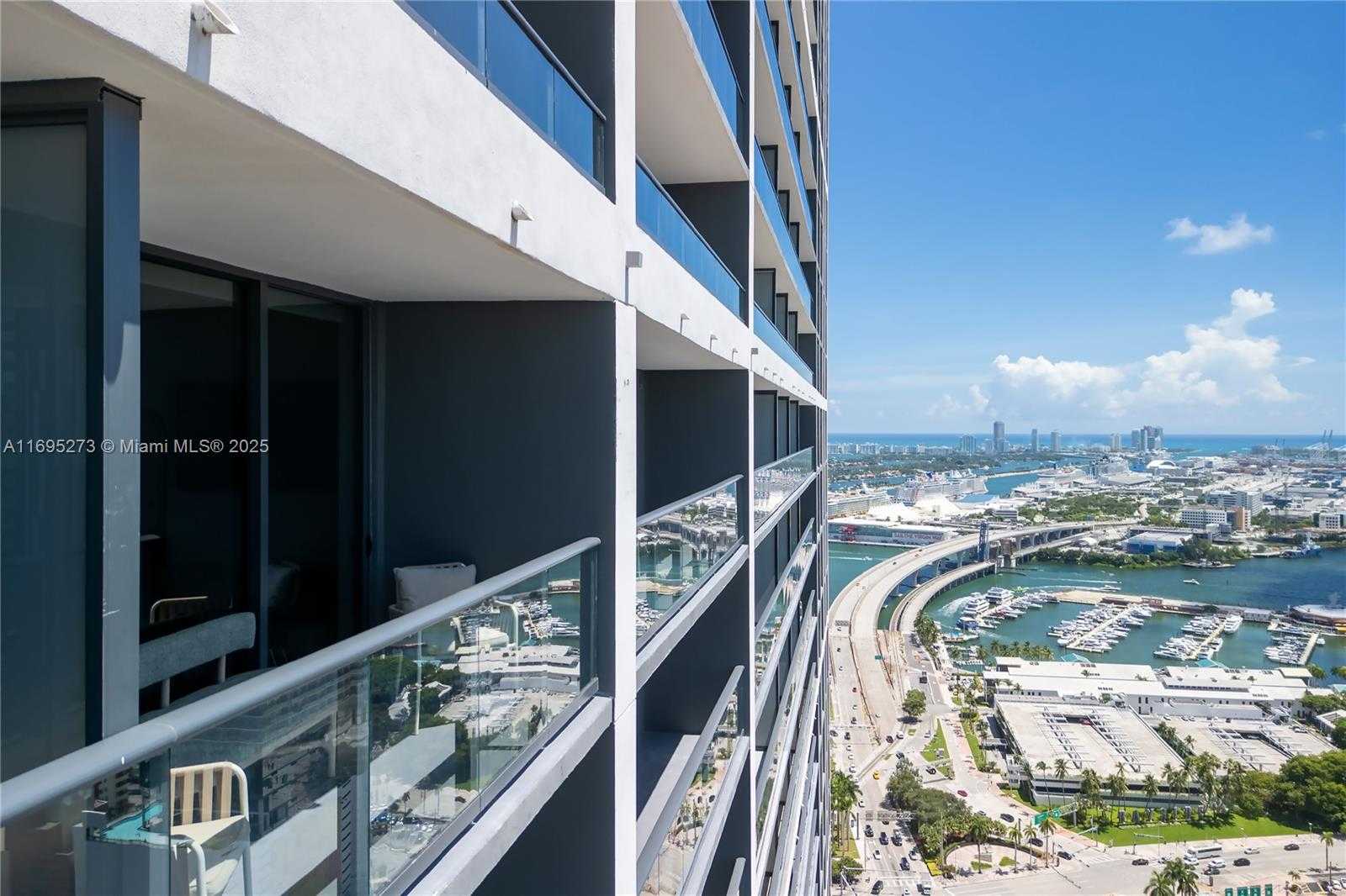 Small Image of 159 NORTH EAST 6TH ST #3906, Miami Number 27