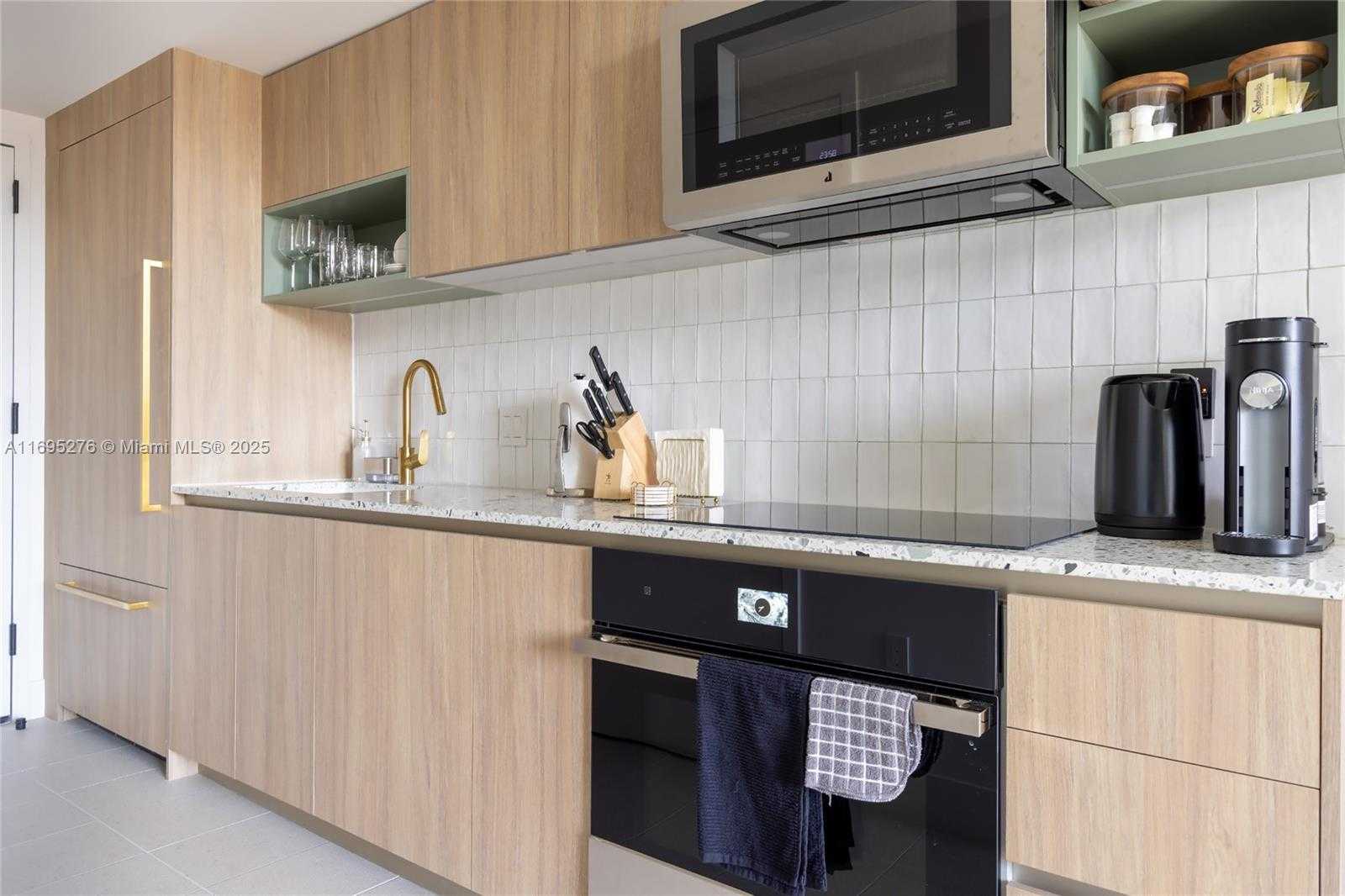 Small Image of 159 NORTH EAST 6TH ST #2414, Miami Number 5