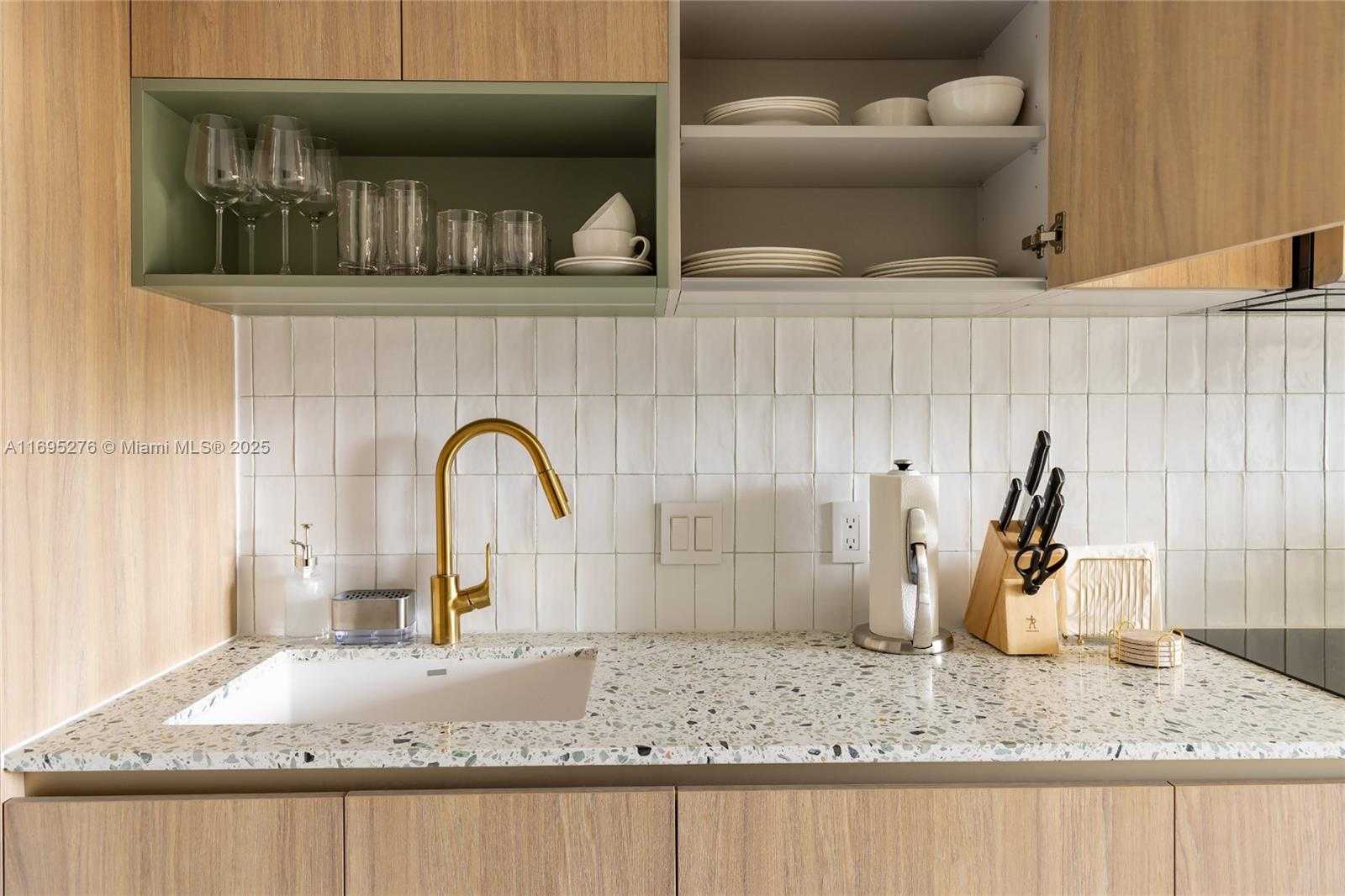 Small Image of 159 NORTH EAST 6TH ST #2414, Miami Number 7