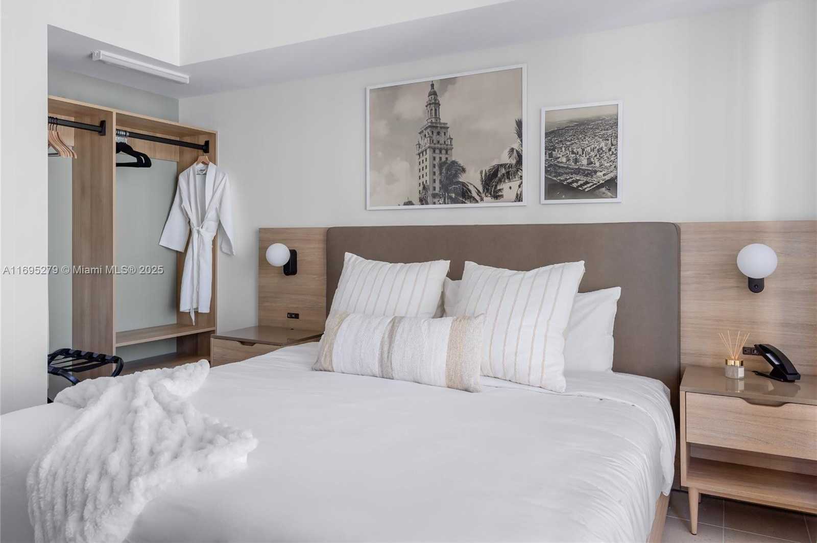 Small Image of 159 NORTH EAST 6TH ST #3209, Miami Number 12