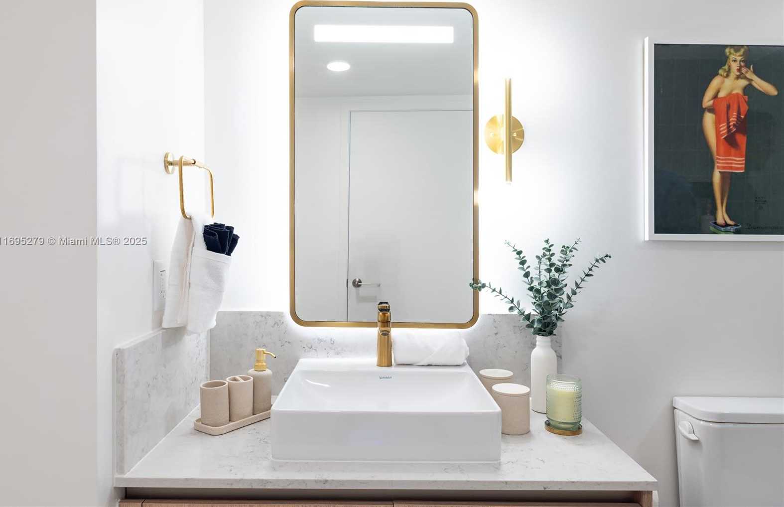 Small Image of 159 NORTH EAST 6TH ST #3209, Miami Number 17
