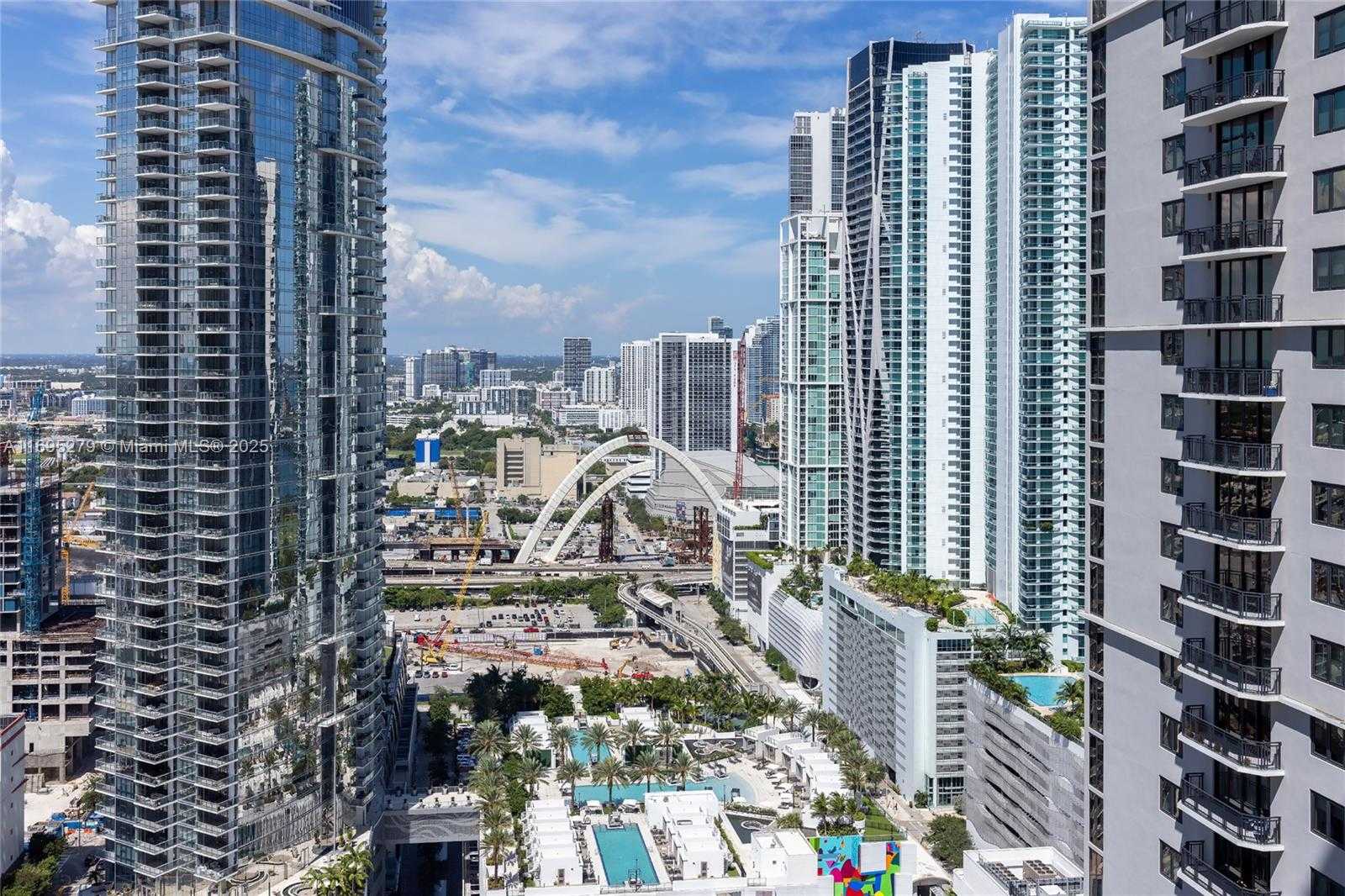 Small Image of 159 NORTH EAST 6TH ST #3209, Miami Number 31