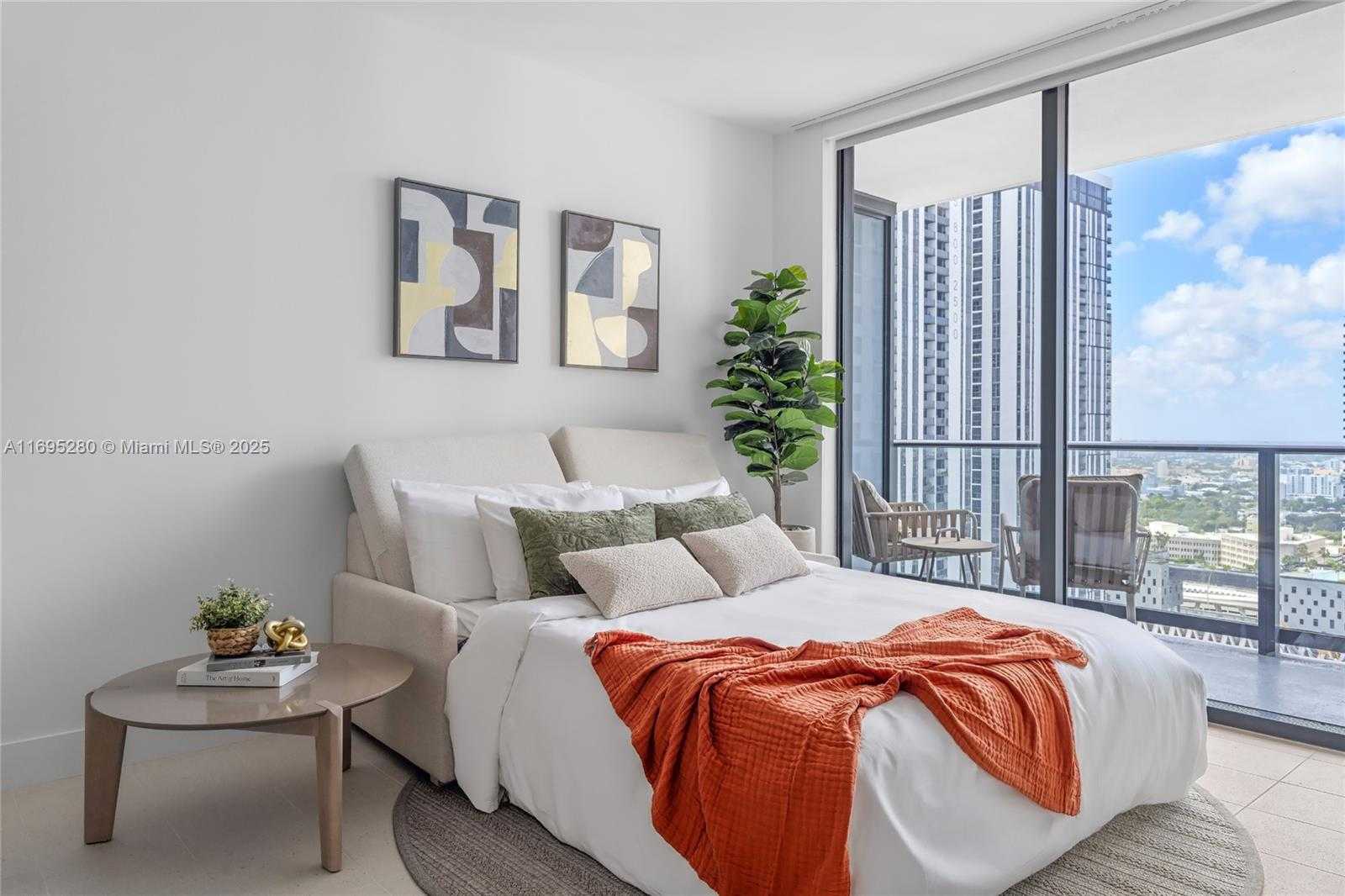 Small Image of 159 NORTH EAST 6TH ST #2704, Miami Number 6