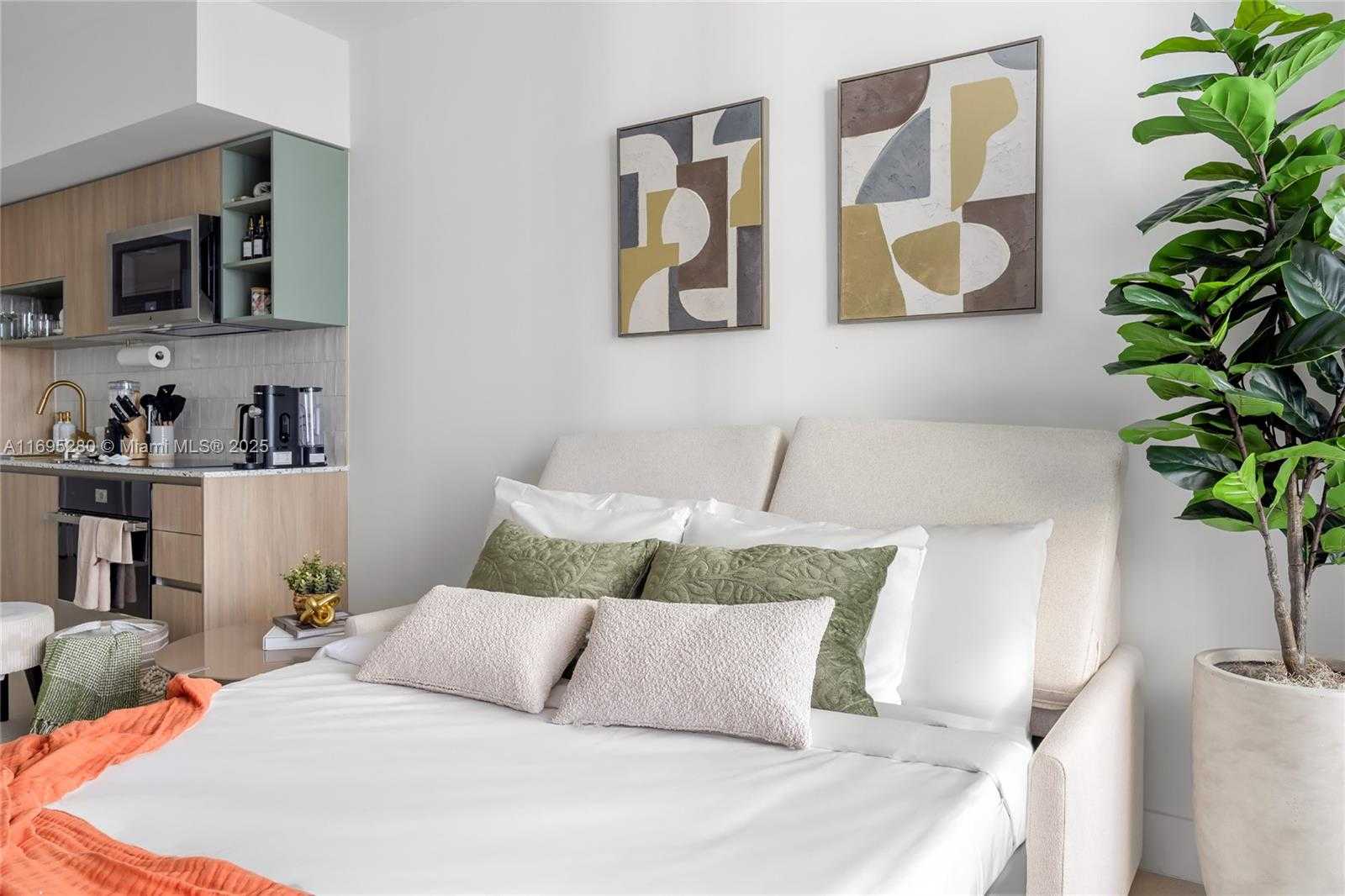 Small Image of 159 NORTH EAST 6TH ST #2704, Miami Number 7