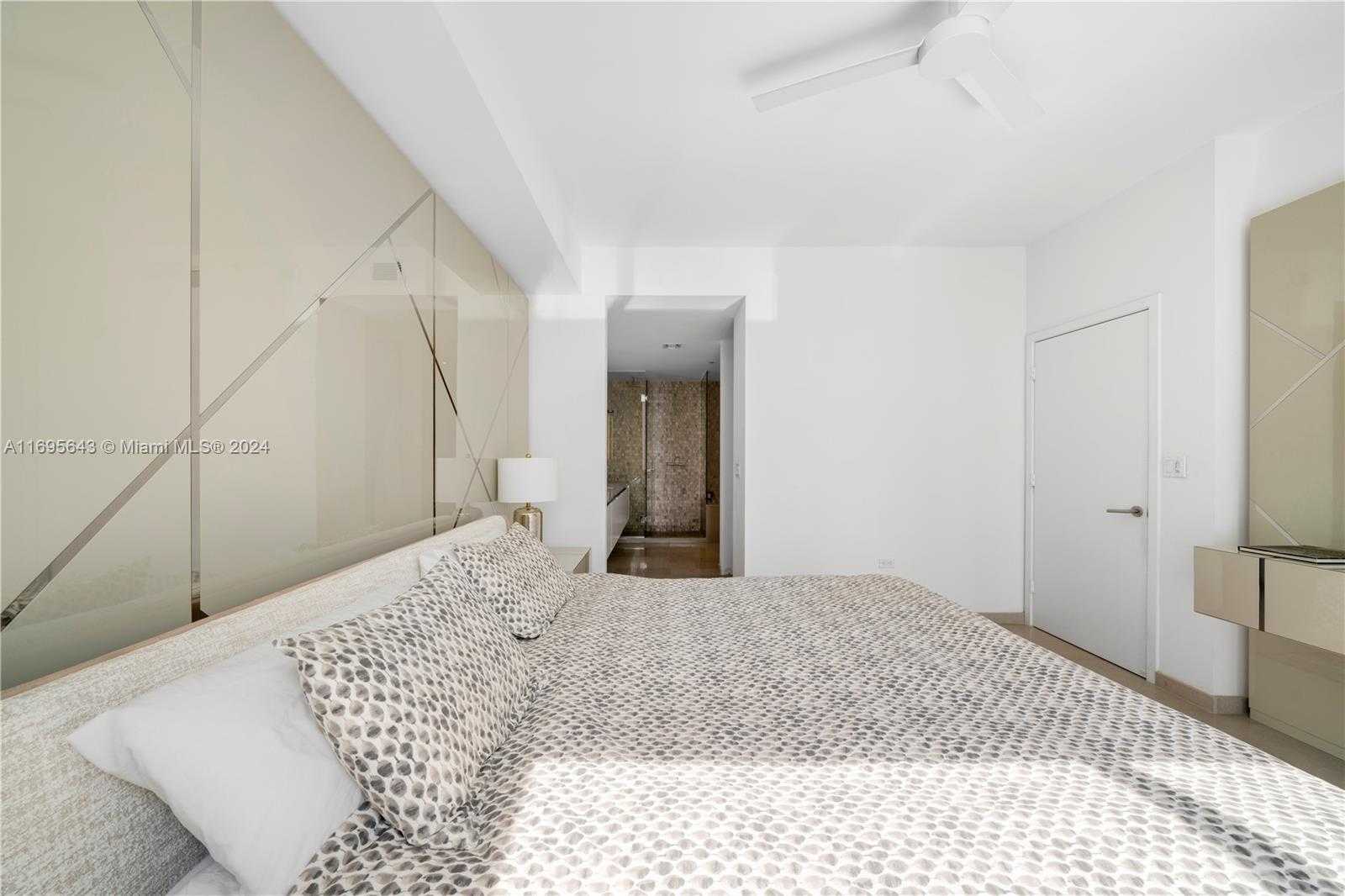 Small Image of 88 SOUTH WEST 7TH ST #2105, Miami Number 9