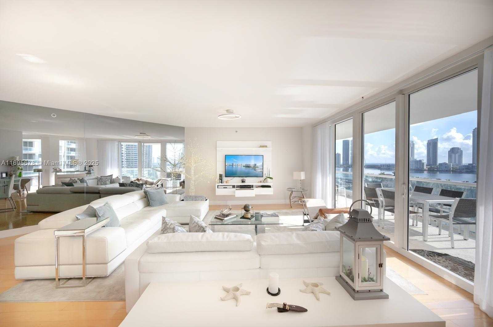 Small Image of 7000 ISLAND BLVD #1001, Aventura Number 4