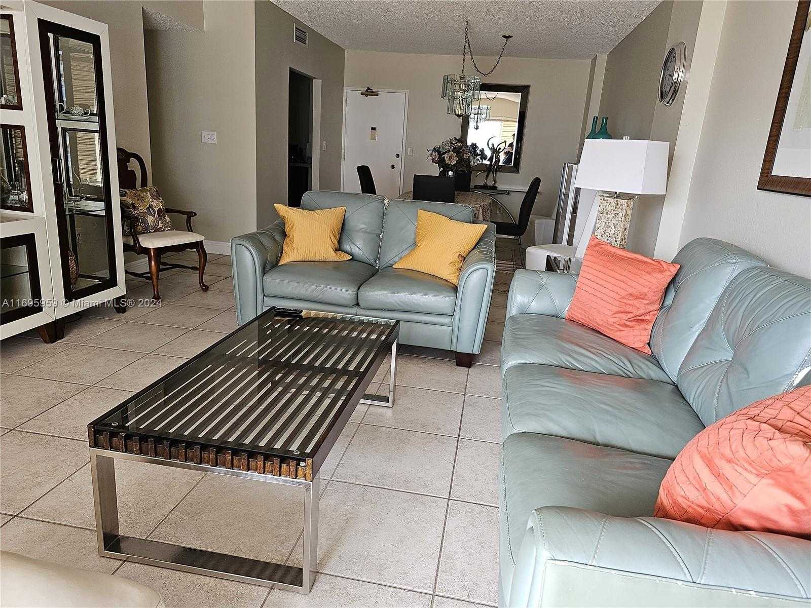 Small Image of 1980 S Ocean Dr, Hallandale Beach, FL 33009, USA Number 6
