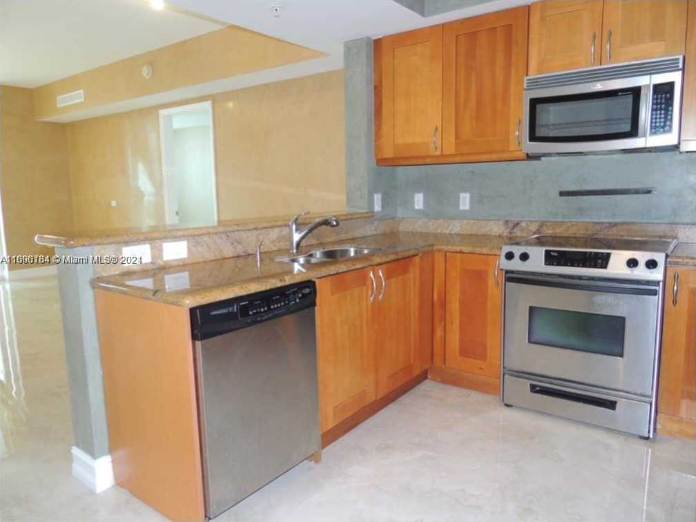 Small Image of 1755 EAST HALLANDALE BEACH BLVD #1408E, Hallandale Beach Number 4