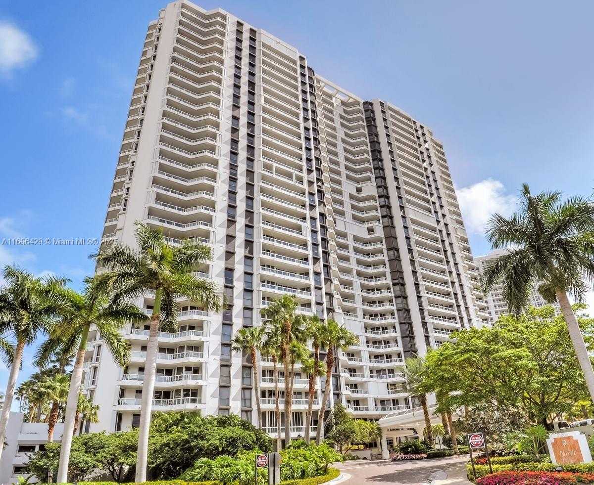 Small Image of 21205 YACHT CLUB DR #2303, Aventura Number 2