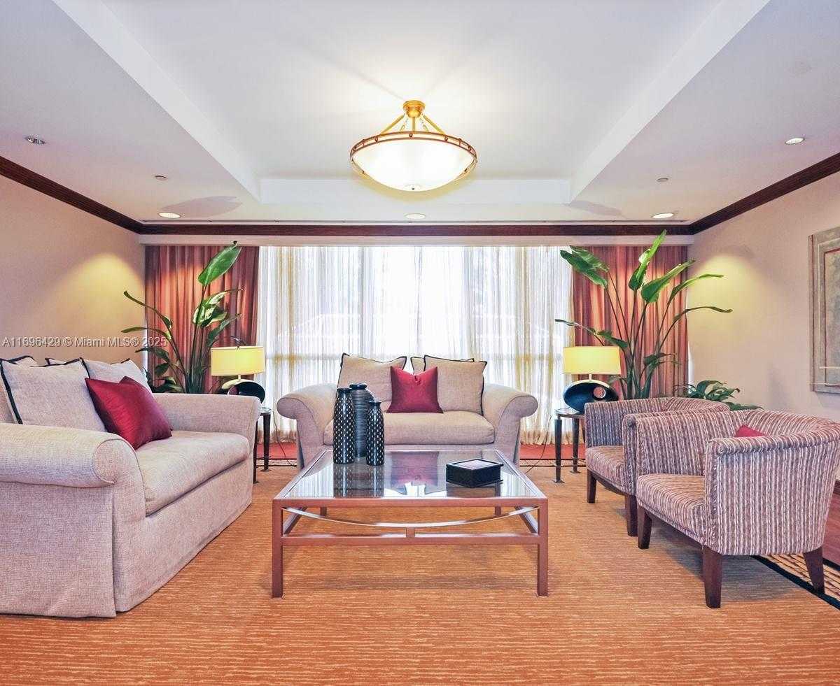 Small Image of 21205 YACHT CLUB DR #2303, Aventura Number 34