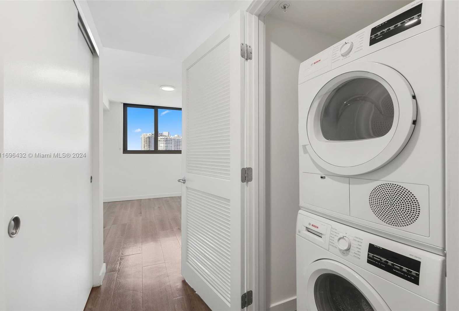 Small Image of 1500 BAY RD #N-1109, Miami Beach Number 19
