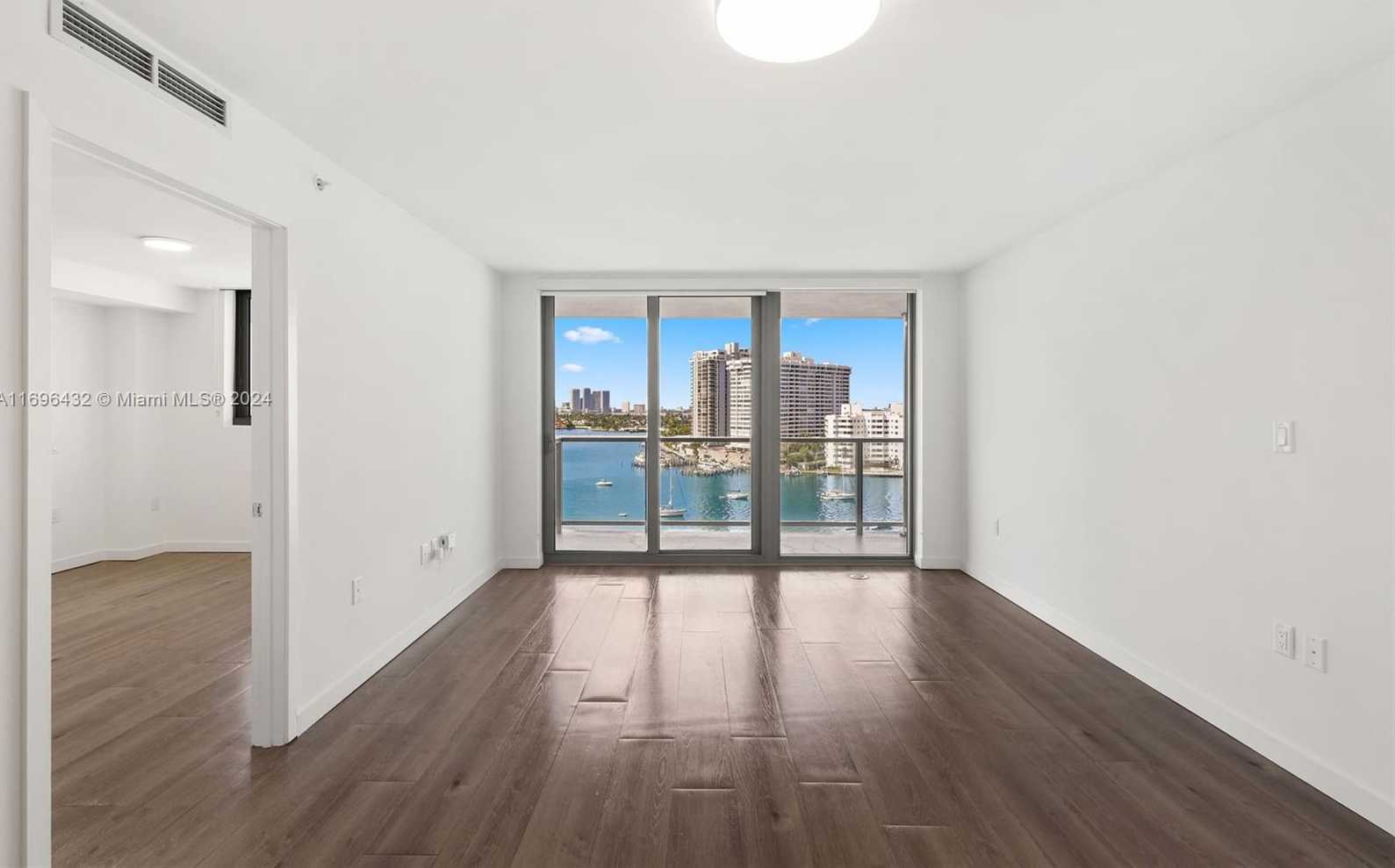 Small Image of 1500 BAY RD #N-1109, Miami Beach Number 7