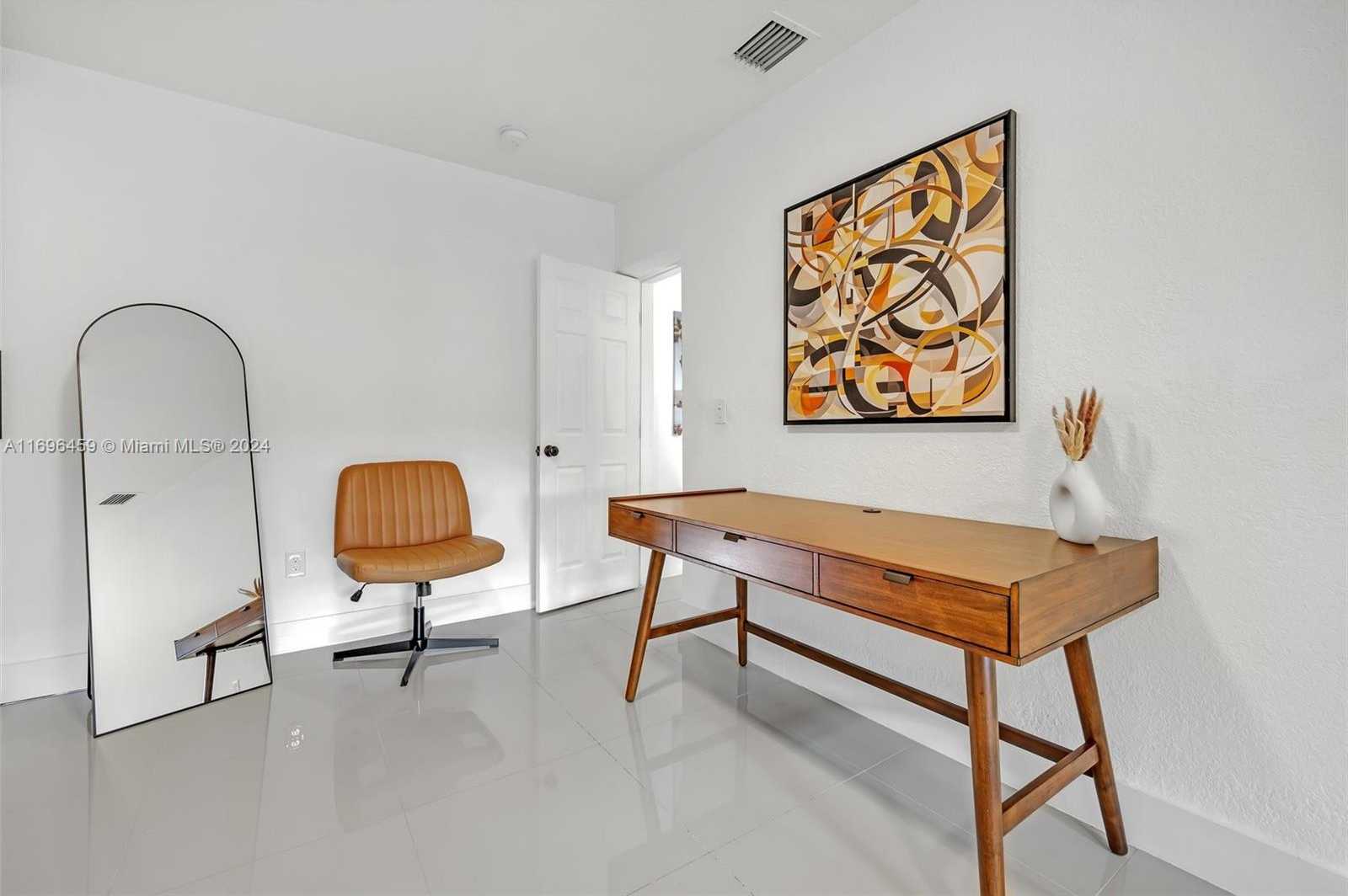 Small Image of 555 NORTH EAST 127TH ST, North Miami Number 24