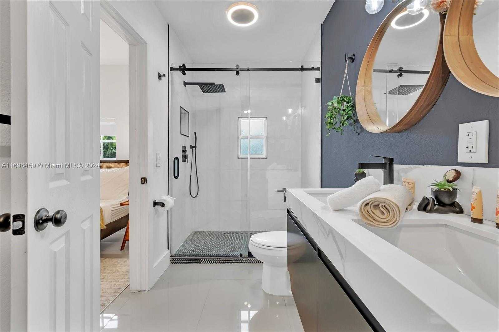 Small Image of 555 NORTH EAST 127TH ST, North Miami Number 28
