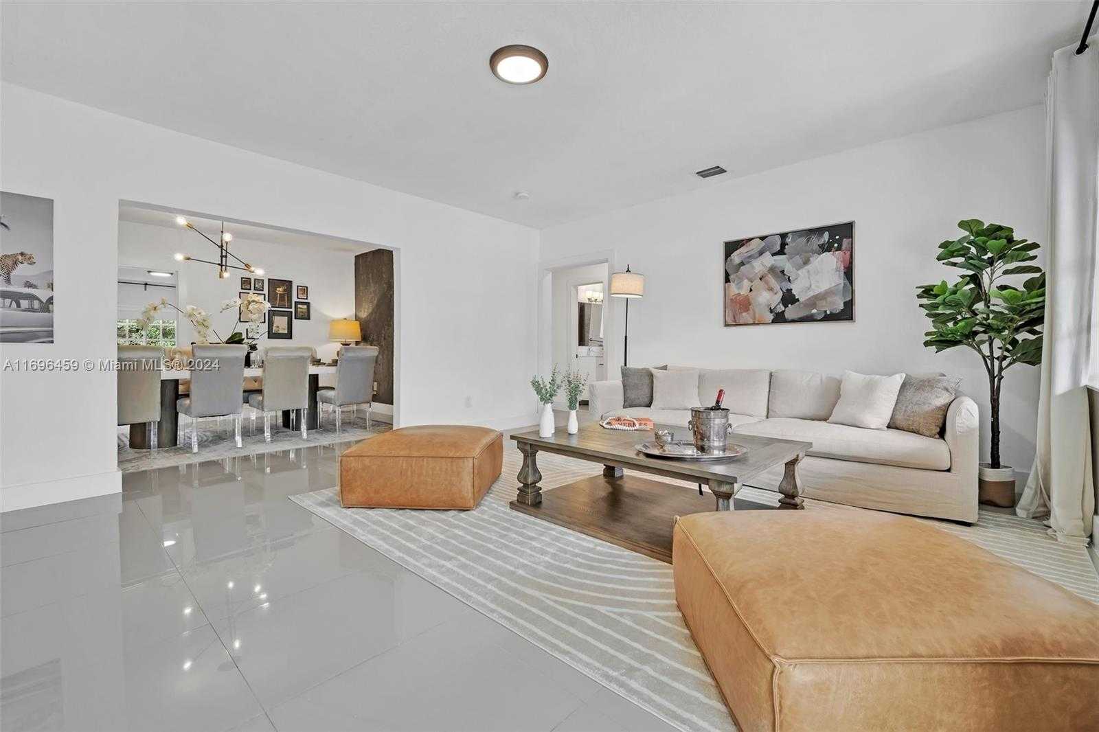 Small Image of 555 NORTH EAST 127TH ST, North Miami Number 9