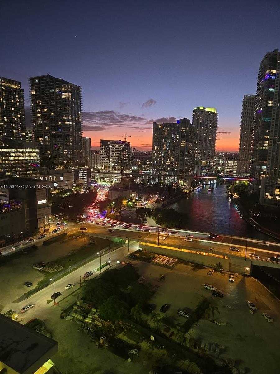 Small Image of 31 SOUTH EAST 5TH ST #2207, Miami Number 12