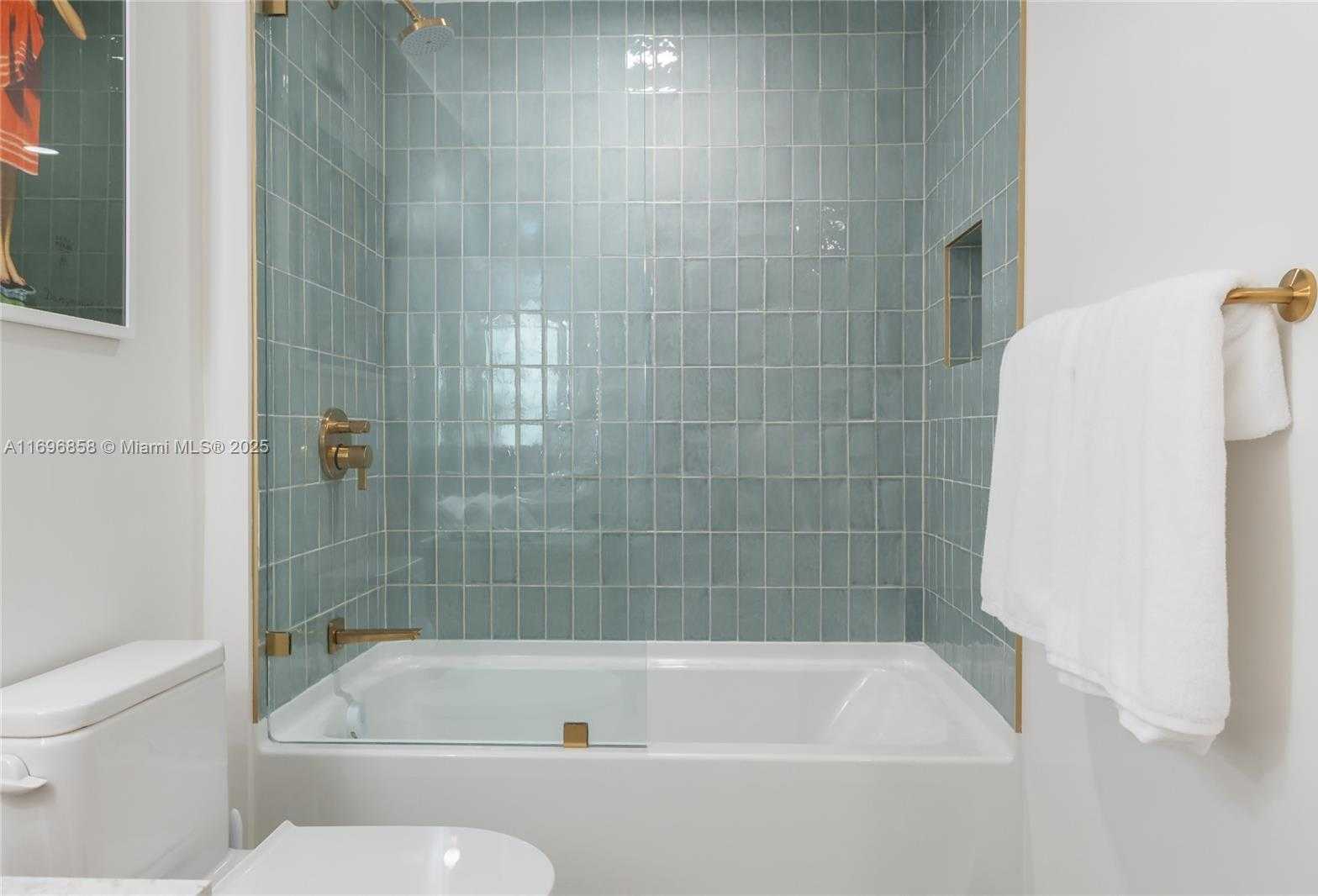 Small Image of 159 NORTH EAST 6TH ST #4513, Miami Number 13