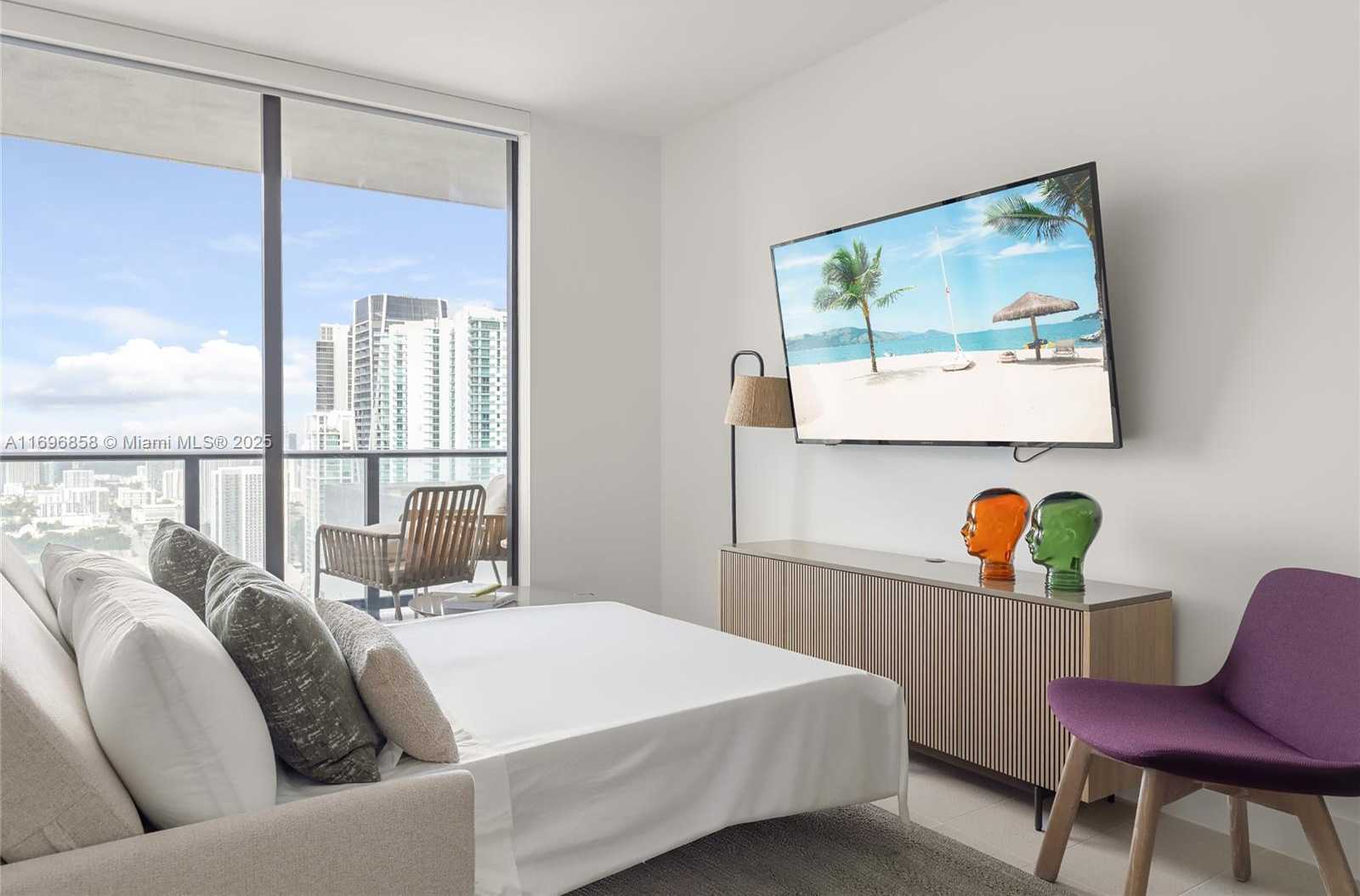 Small Image of 159 NORTH EAST 6TH ST #4513, Miami Number 15