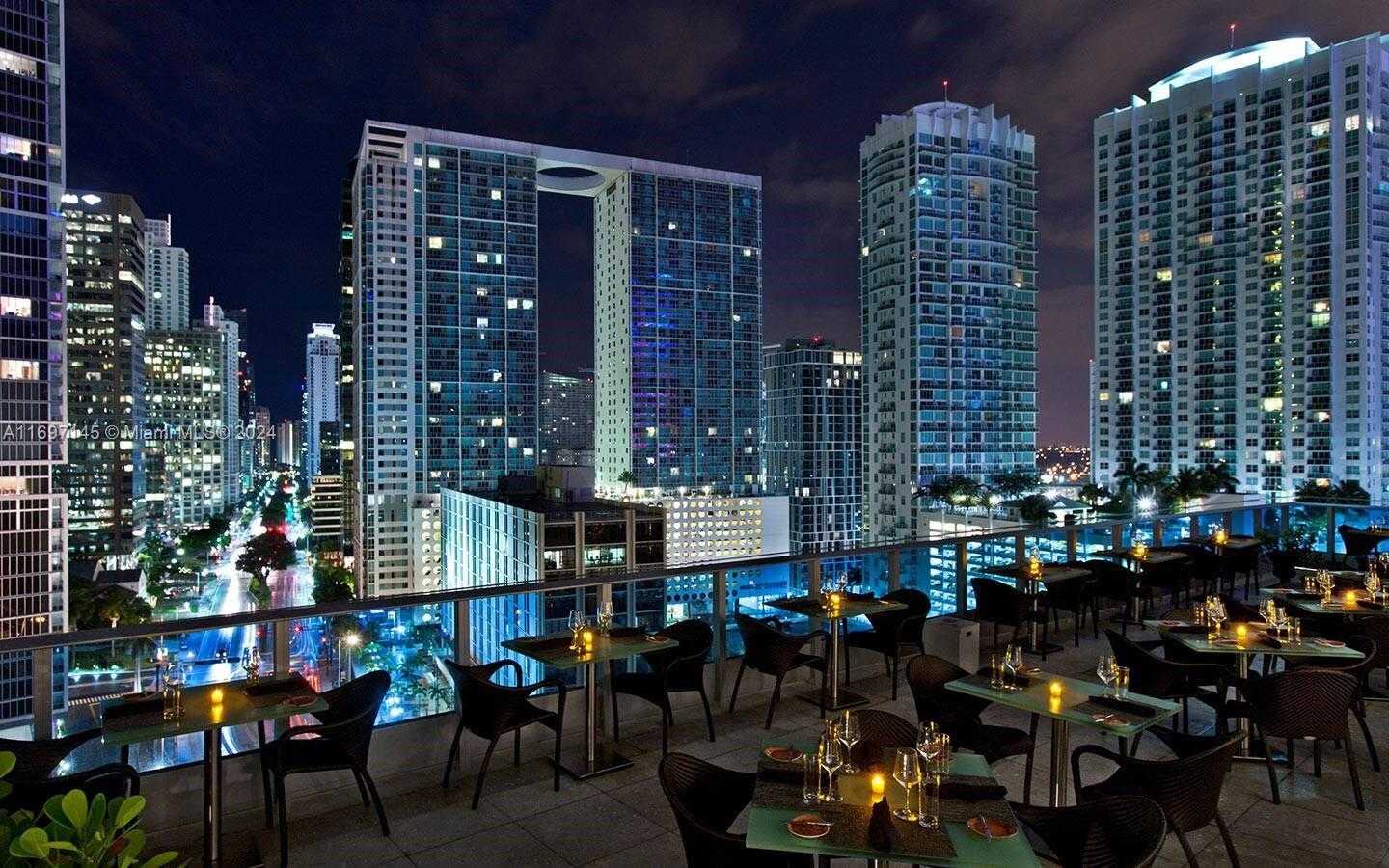 Small Image of 485 Brickell Ave, Miami, FL 33131, USA Number 19