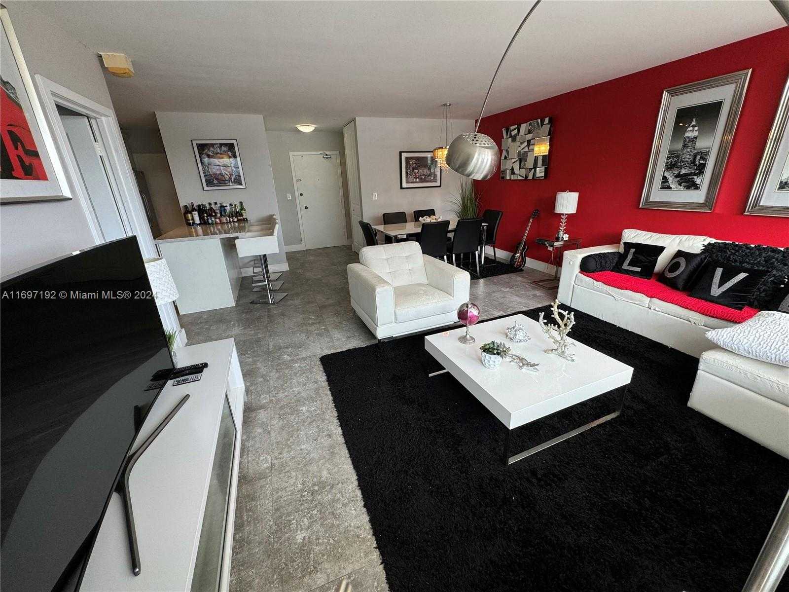 Small Image of 5313 COLLINS AVE #308, Miami Beach Number 6