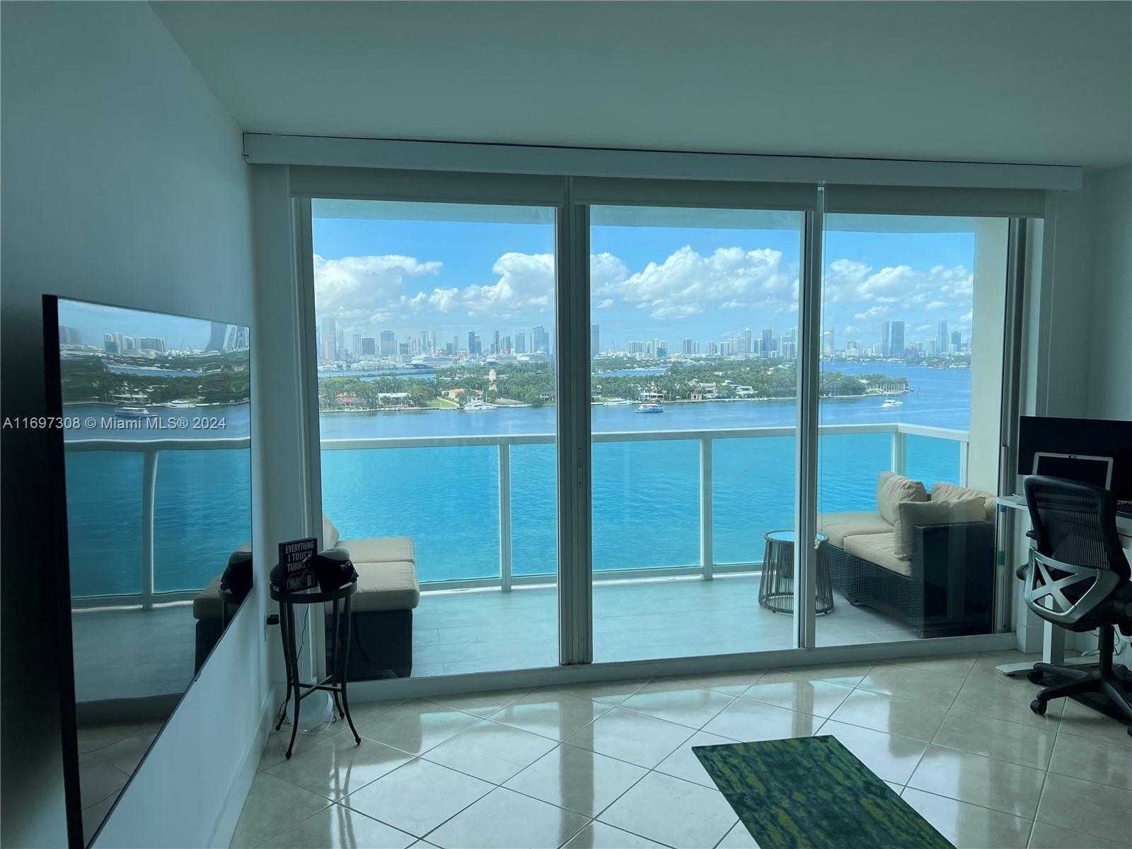 Small Image of 650 WEST AVE #1605, Miami Beach Number 2
