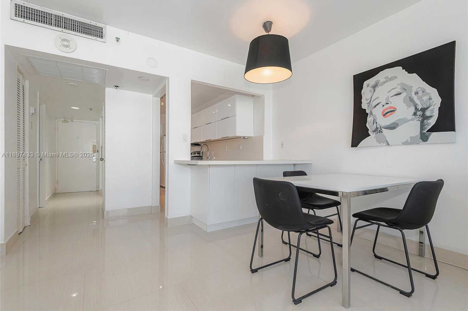 Small Image of 100 LINCOLN RD #837, Miami Beach Number 10