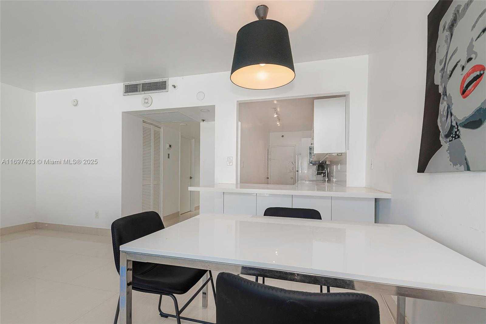 Small Image of 100 LINCOLN RD #837, Miami Beach Number 12