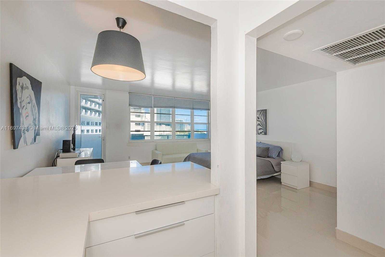 Small Image of 100 LINCOLN RD #837, Miami Beach Number 17