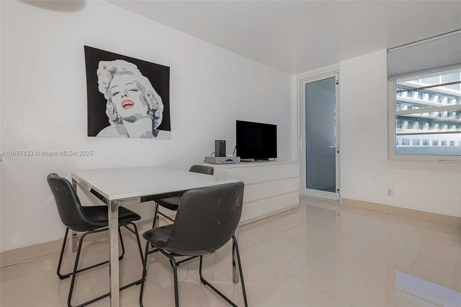 Small Image of 100 LINCOLN RD #837, Miami Beach Number 3