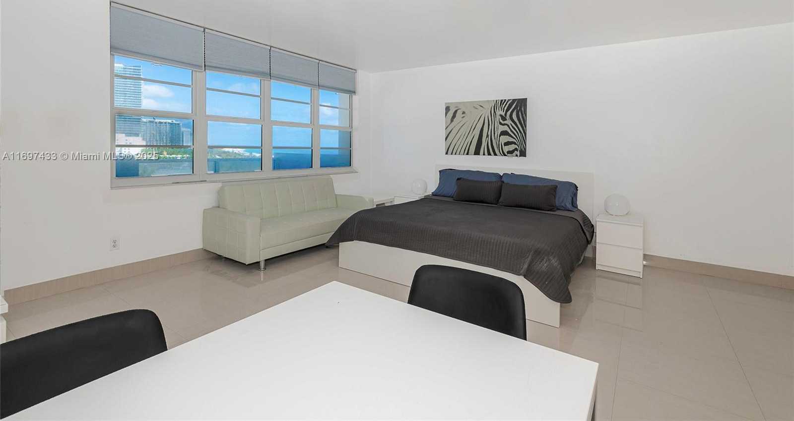 Small Image of 100 LINCOLN RD #837, Miami Beach Number 4