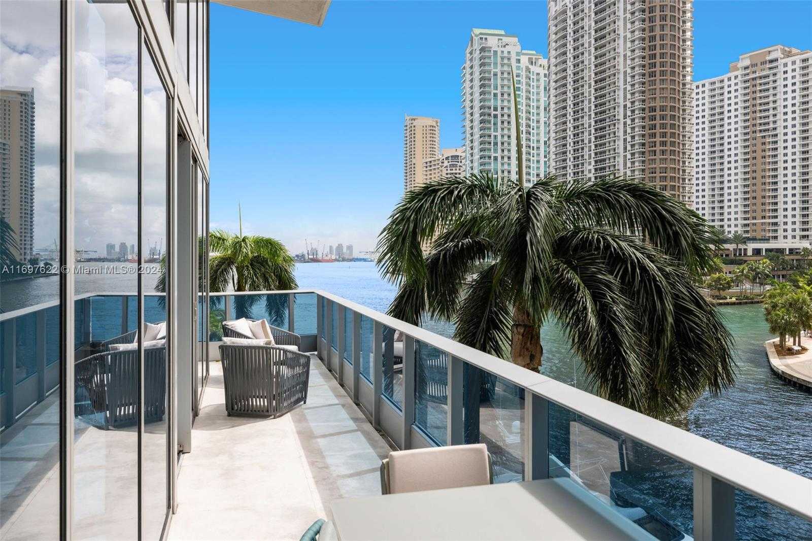 Small Image of 200 BISCAYNE BOULEVARD WAY #309, Miami Number 15