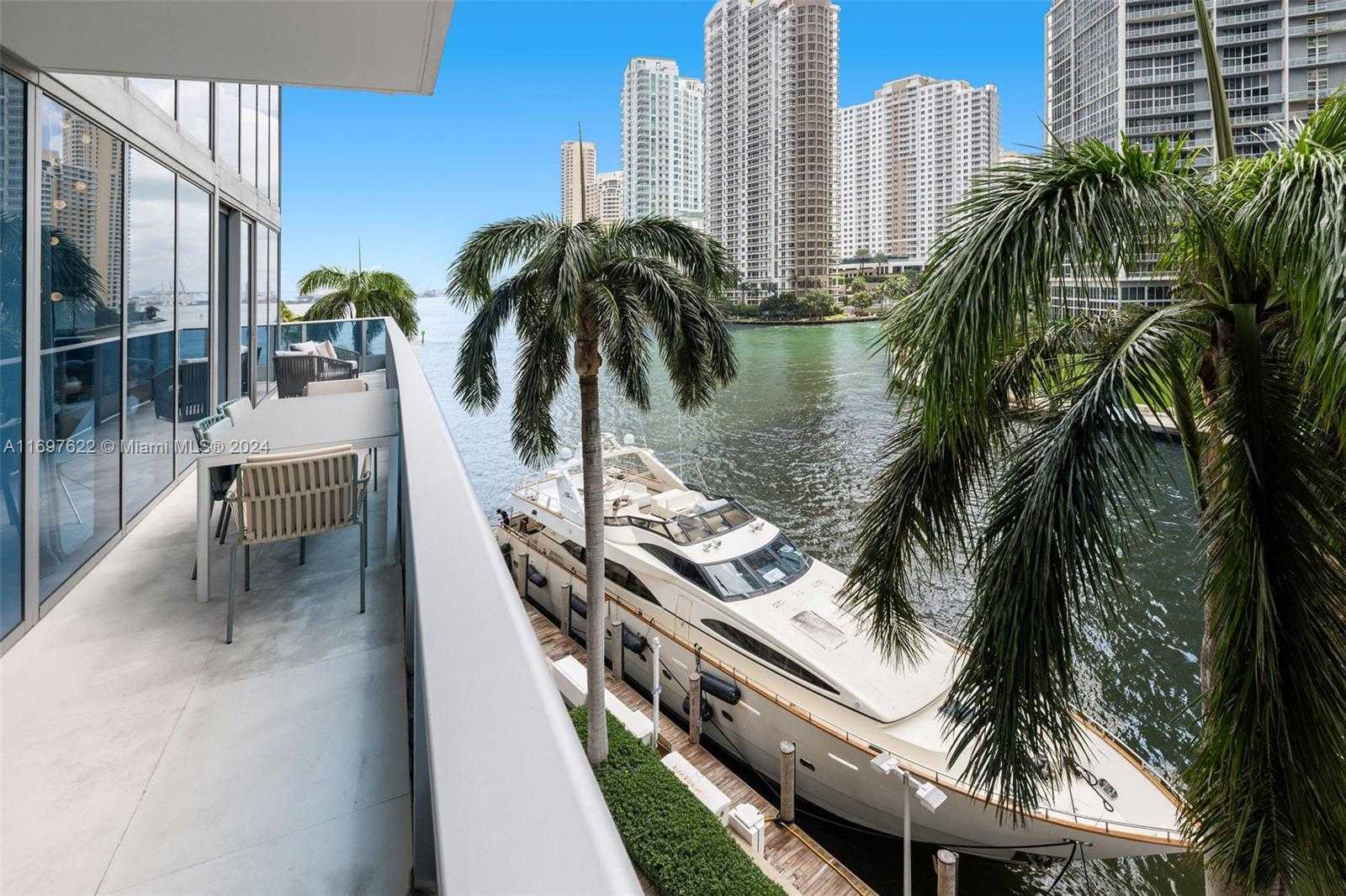 Small Image of 200 BISCAYNE BOULEVARD WAY #309, Miami Number 17
