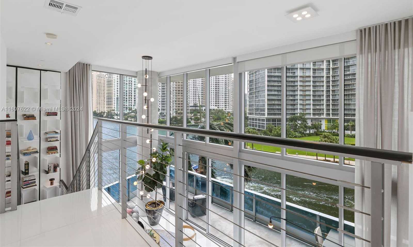 Small Image of 200 BISCAYNE BOULEVARD WAY #309, Miami Number 19
