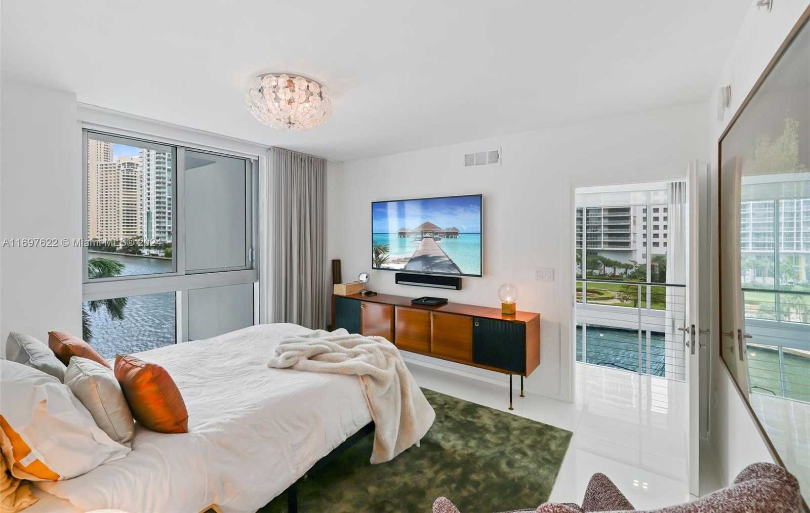Small Image of 200 BISCAYNE BOULEVARD WAY #309, Miami Number 25