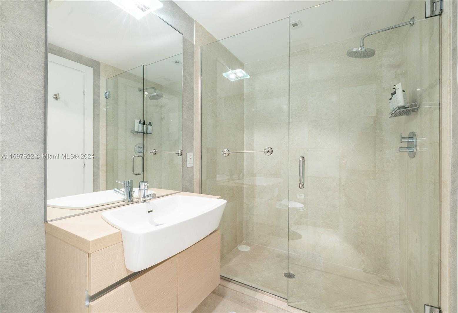Small Image of 200 BISCAYNE BOULEVARD WAY #309, Miami Number 27