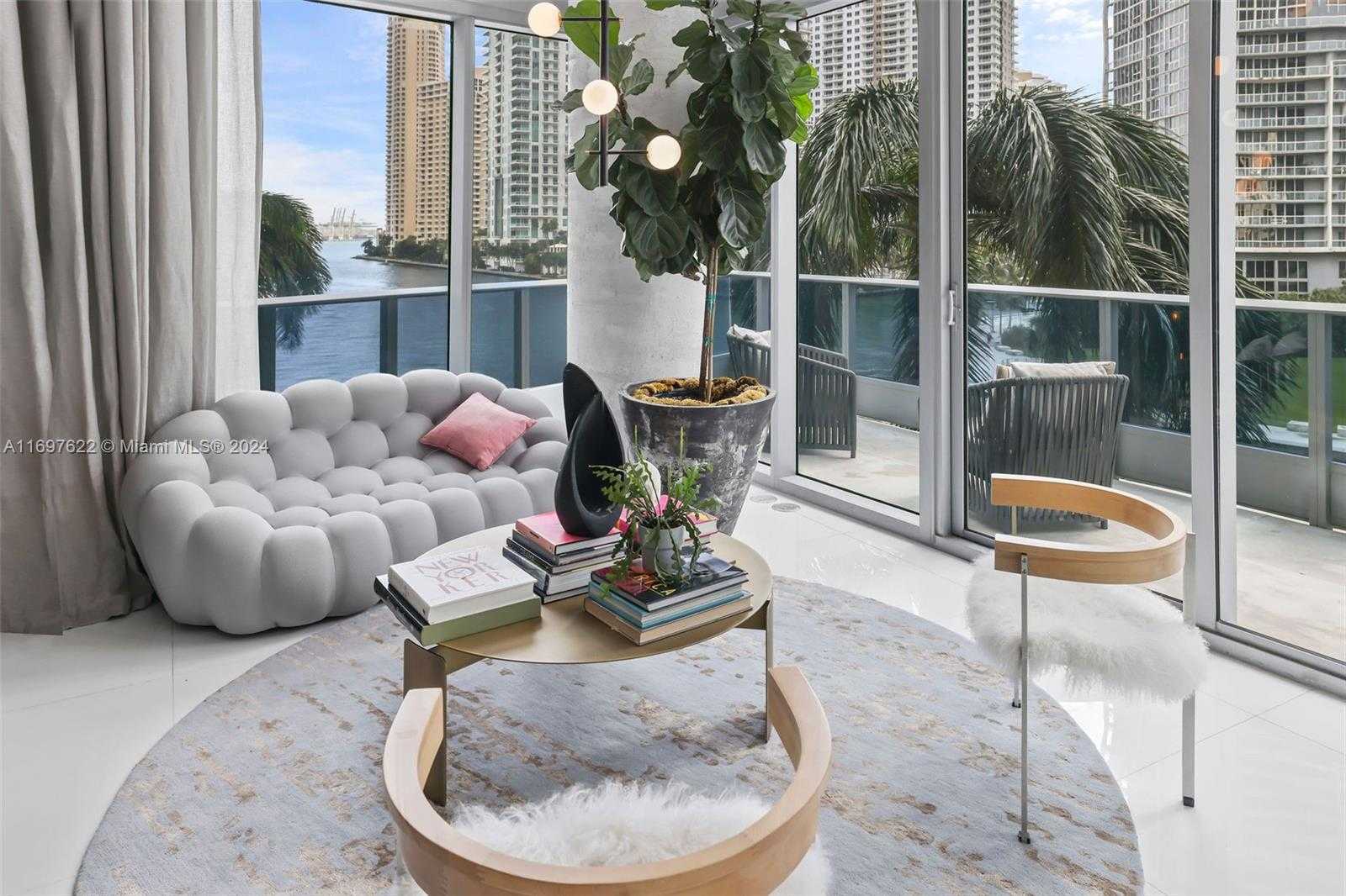 Small Image of 200 BISCAYNE BOULEVARD WAY #309, Miami Number 5