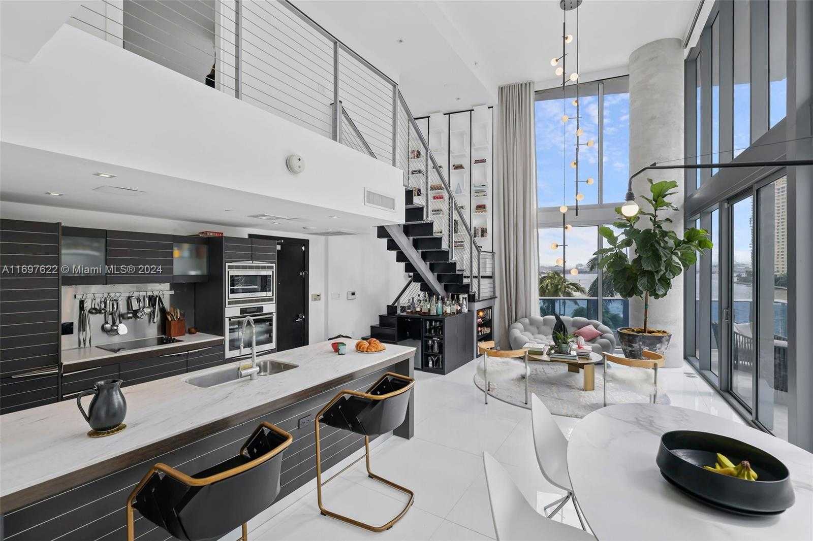 Small Image of 200 BISCAYNE BOULEVARD WAY #309, Miami Number 7
