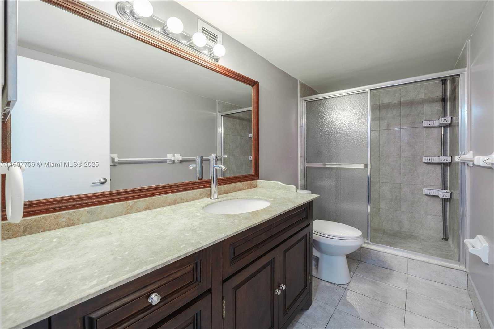 Small Image of 3800 SOUTH OCEAN DR #301, Hollywood Number 11