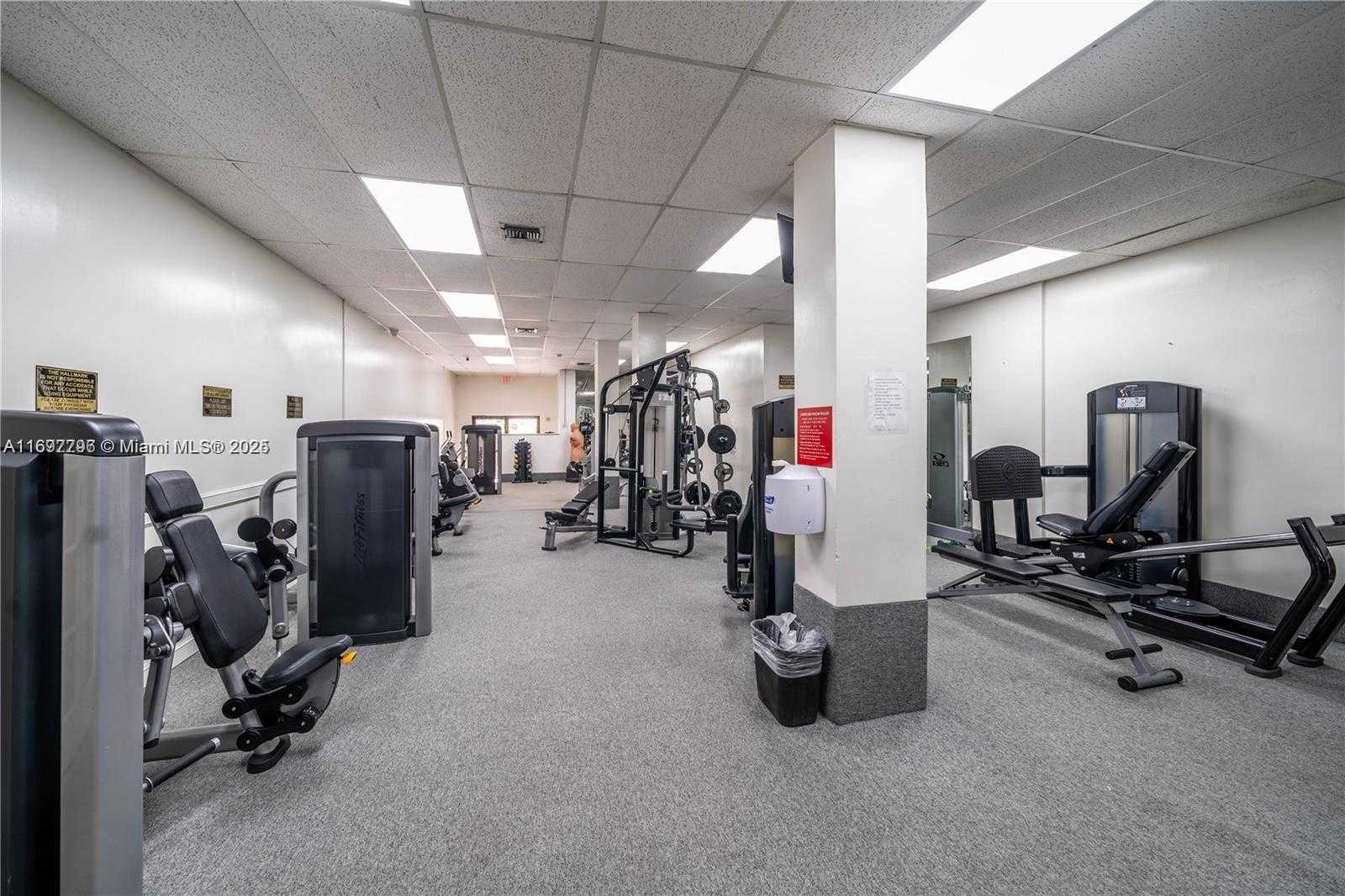 Small Image of 3800 SOUTH OCEAN DR #301, Hollywood Number 27