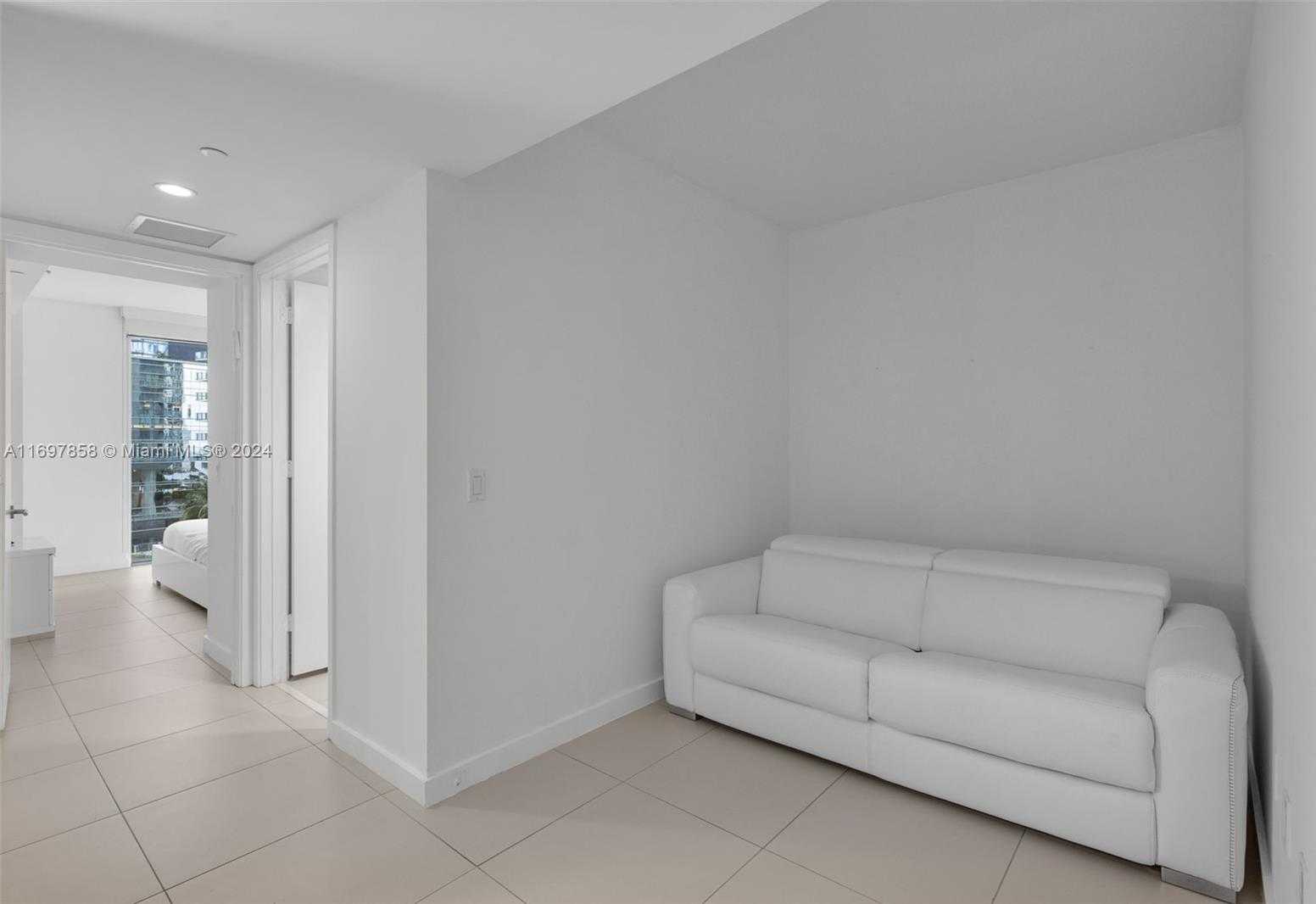 Small Image of 31 SOUTH EAST 6TH ST #1907, Miami Number 10