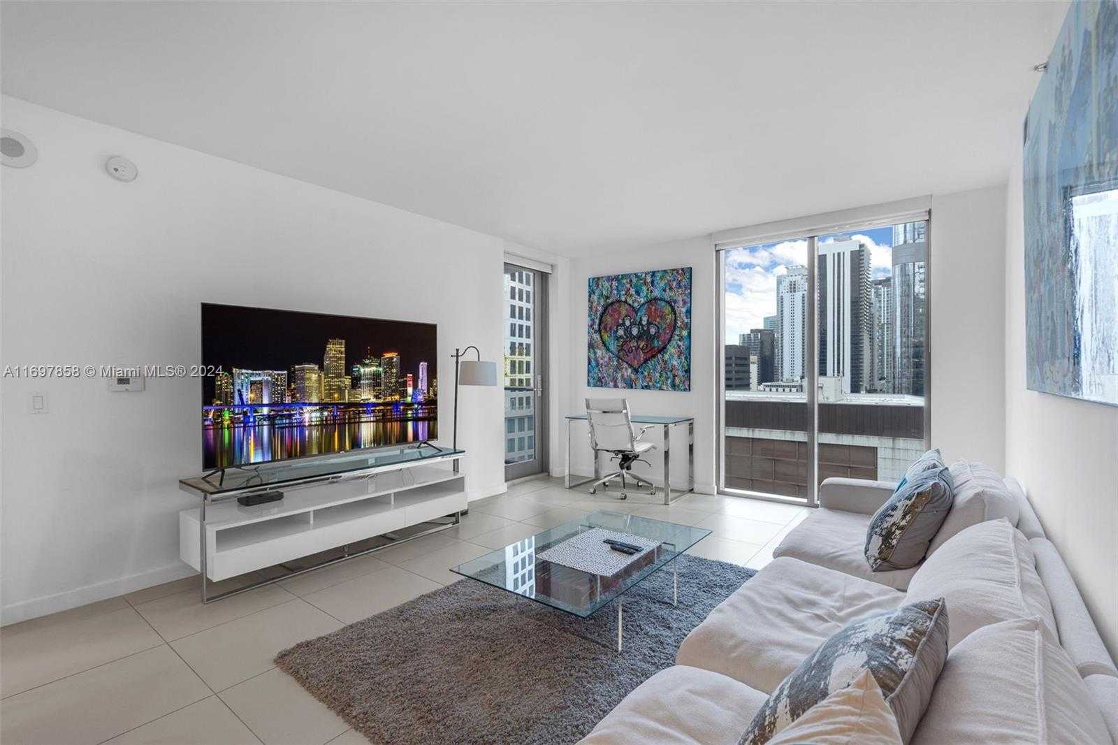 Small Image of 31 SOUTH EAST 6TH ST #1907, Miami Number 14