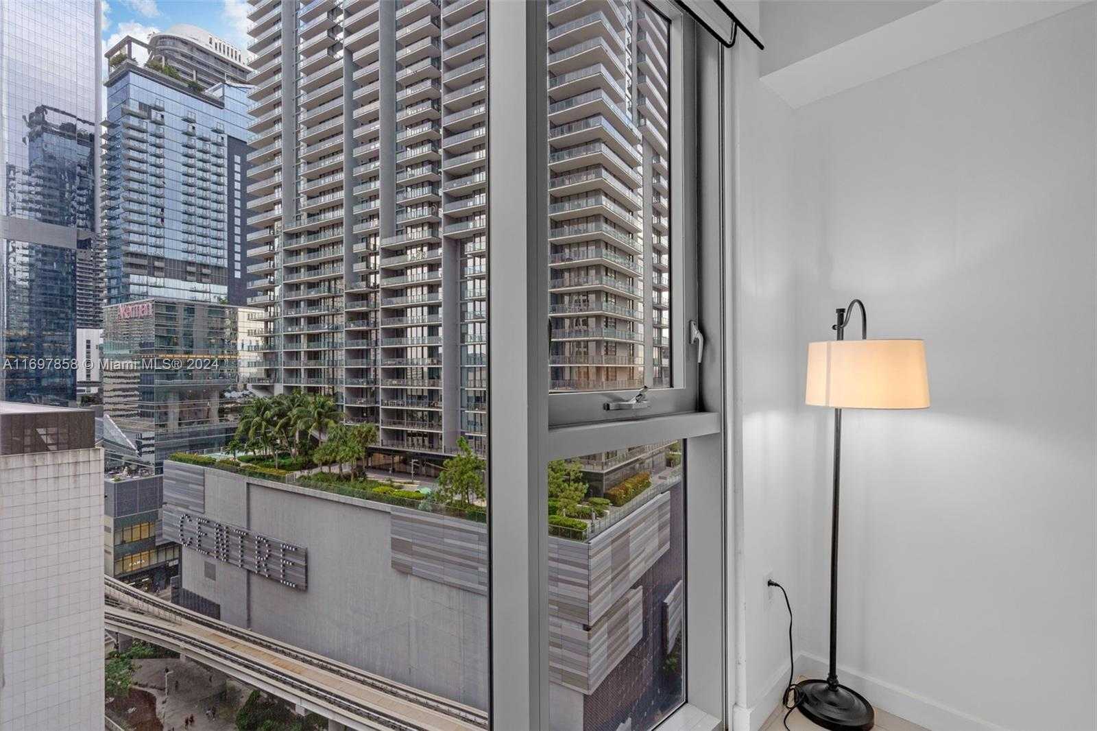 Small Image of 31 SOUTH EAST 6TH ST #1907, Miami Number 24