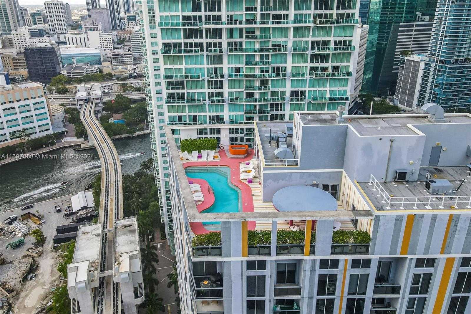 Small Image of 31 SOUTH EAST 6TH ST #1907, Miami Number 5