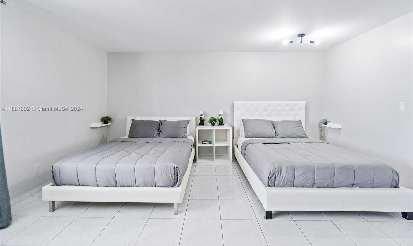 Small Image of 100 LINCOLN RD #1616, Miami Beach Number 7