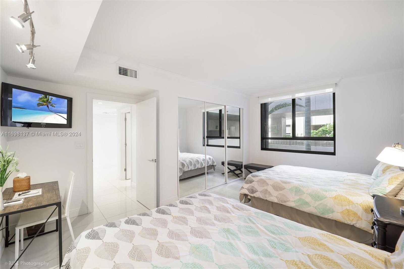 Small Image of 161 #227, Key Biscayne Number 8