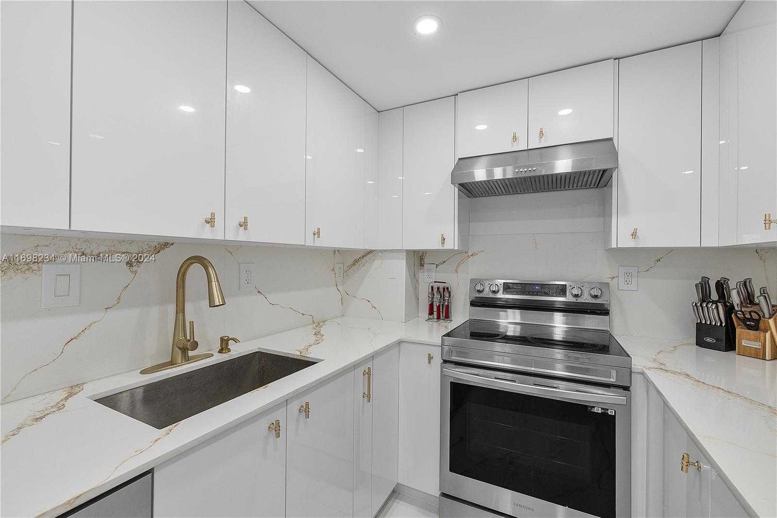 Small Image of 10350 WEST BAY HARBOR DR #7H, Bay Harbor Islands Number 51